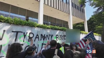 No a raid anti-migranti dilaga protesta in Usa
