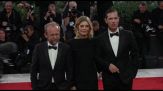 Venezia, l'eleganza di Chiara Mastroianni sul red carpet