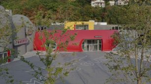 Moto Guzzi inaugura la nuova fabbrica