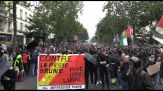 A Parigi migliaia in piazza: "Insieme contro l'estrema destra"
