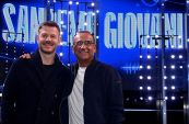 Stasera in tv (18 dicembre): Carlo Conti e Alessandro Cattelan chiamano gli artisti di Sanremo 2025 contro Bocelli