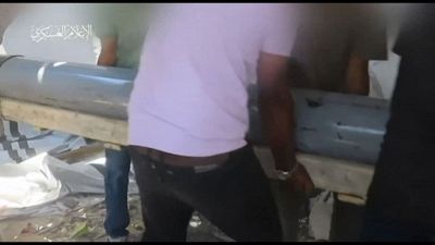 Hamas diffonde il video del lancio di un razzo verso Tel Aviv