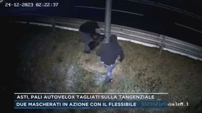 Asti, pali autovelox tagliati sulla tangenziale