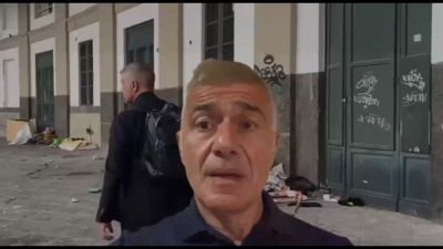 Pecoraro Scanio: Basta degrado a Piazza Plebiscito