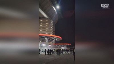 La Curva Sud entra con 15' di ritardo: tutti in attesa sulle rampe