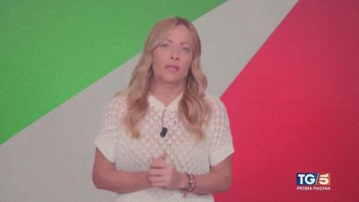 "Governo non scappa tiene la barra dritta"