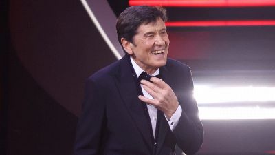 Stasera in TV (26 aprile), film e programmi da vedere: torna Gianni Morandi per sfidare Terra Amara