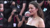 A Venezia l'eleganza di Marion Cotillard, Georgina, Maggie Gyllenhaal