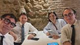 Conte, Schlein, Bonelli e Fratoianni, scatto dei 4 nel ristorante