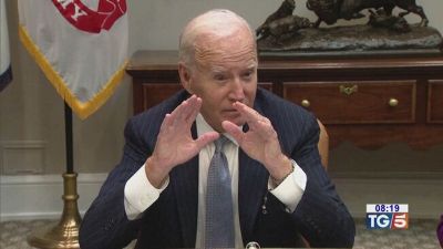 Biden domani in Florida Trump minaccia migranti