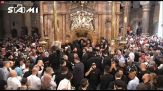 Gli ortodossi a Gerusalemme celebrano il rito del "Fuoco Sacro"