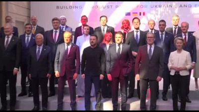 Macron: missione Francia-Gb per rafforzare esercito ucraino