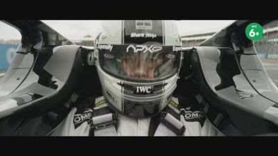 "F1", le nuove immagini dal film con Brad Pitt