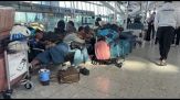 Disagi all'aeroporto di Londra Heathrow: 150 voli cancellati nel Paese
