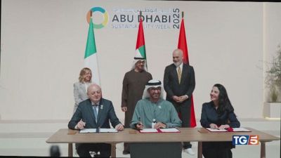 Energia pulita, intesa con Emirati e Albania