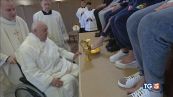 Il Papa con le detenute Pasqua tra sole e nubi