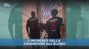 Macron riceve il Psg campione d'Europa