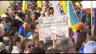 A Londra folla in piazza per l'Ucraina in secondo anniversario guerra