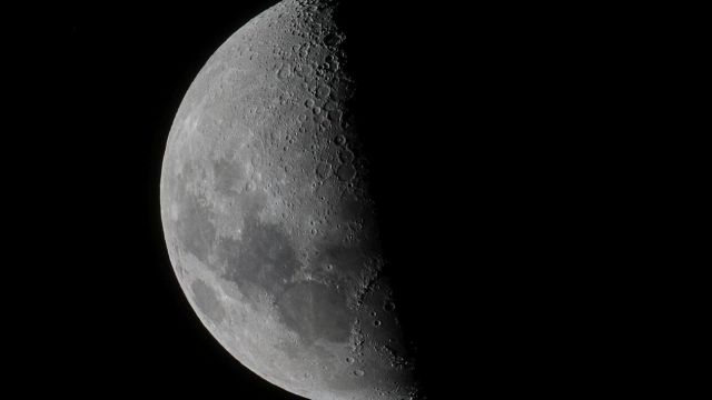 China encontró agua en la luna: el sorprendente descubrimiento China encontró agua en la luna: el sorprendente descubrimiento