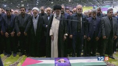 Il grido della piazza per Haniyeh: vendetta