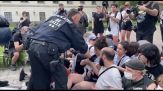 All'Università di Berlino studenti pro-Gaza sgomberati dalla polizia