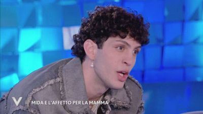 Mida e l'affetto per la mamma