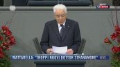 Breaking News delle 21.30 | Mattarella: "Troppi nuovi dottor Stranamore"