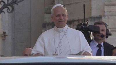 "Pronto, sono il Papa", ma la centralinista butta giù il telefono