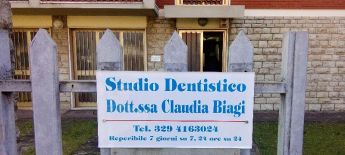 Studio dentistico Claudia Biagi ingresso