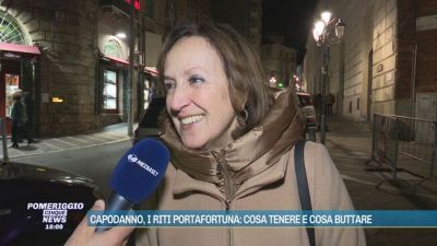 Capodanno, i riti portafortuna: cosa tenere e cosa buttare