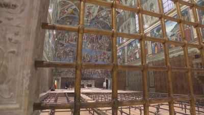 Il cantiere Cappella Sistina, fervono i preparativi del Conclave