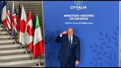 Crosetto apre G7 Difesa tra scaramanzia e ammirazione per Napoli