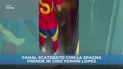 Yamal scatenato, prende in giro tutti