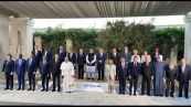 G7, la foto di gruppo dei leader con il Papa