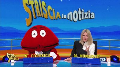 Torna Striscia e poi c'è il Gf!