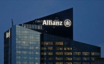 Torre Allianz a Milano, vista notturna