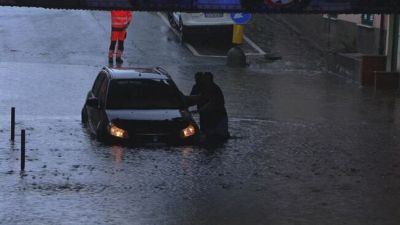 Il maltempo al Nord, allagamenti nel genovese