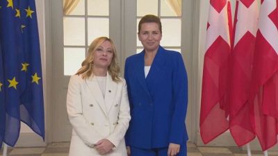 Meloni: "Non accettiamo l'immigrazione incontrollata, difendiamo l'Europa"