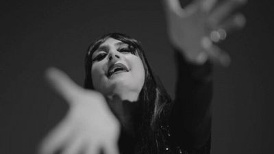Roberta Faccani, il video di "Senza far rumore"