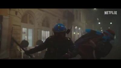 Su Netflix "Acab", la serie sulla violenza tra polizia e manifestanti