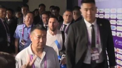 Messi a Pechino: ed è subito "messimania" nella capitale cinese
