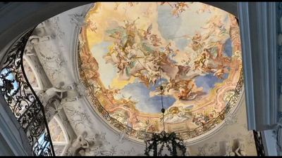 Scalone rococò da favola a Castelli di Bruehl, fra stucchi e concerti