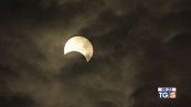 Alle 12 eclissi di sole Stanotte ora legale