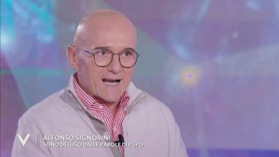 Alfonso Signorini risponde alle dichiarazioni di Pupo