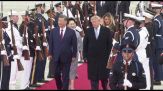 Trump va in pista ad accogliere Xi, gesto raro per un presidente Usa