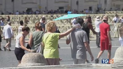 Caldo senza tregua, anche i mari bollenti