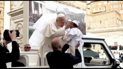 Papa: preghiamo per pace in Iran e Medio Oriente e per bimbi vittime