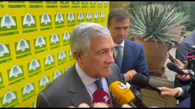 Tajani: dazi aiutano la Cina, lo spiegheremo a Trump