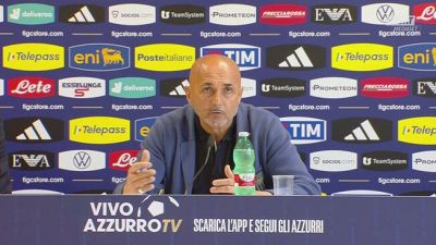 Spalletti: "Rimango qui e ringiovanirò l'Italia"