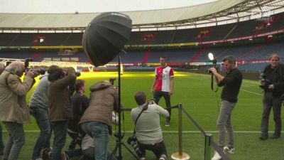 " Bentornato Robin": la presentazione al De Kuip di Van Persie